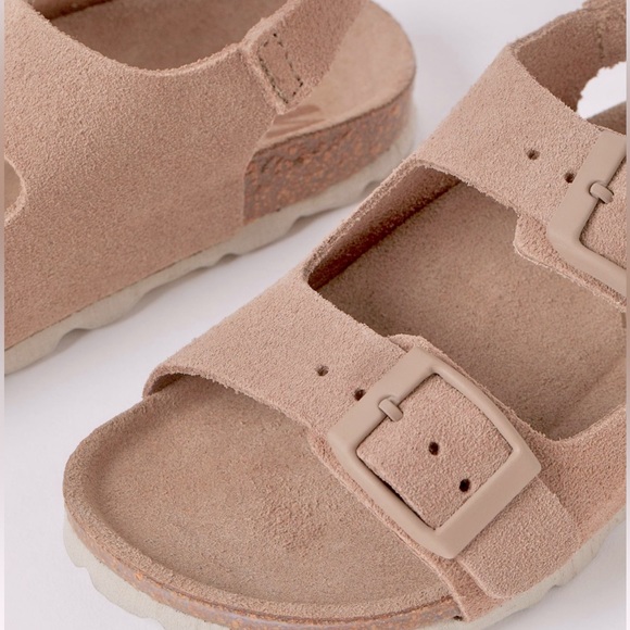 H&M Kids Brown Suede Buckle-Up Sandals SIZE EU 30/AU 11.5 $7 (RRP $20)Worn Once. - Picture 5 of 7
